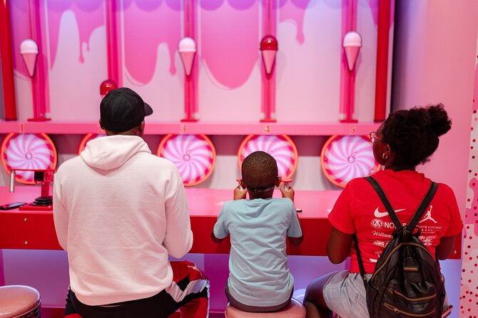 Museum of Ice Cream Chicago Admission Ticket - Games, mini golf, and the active rooms