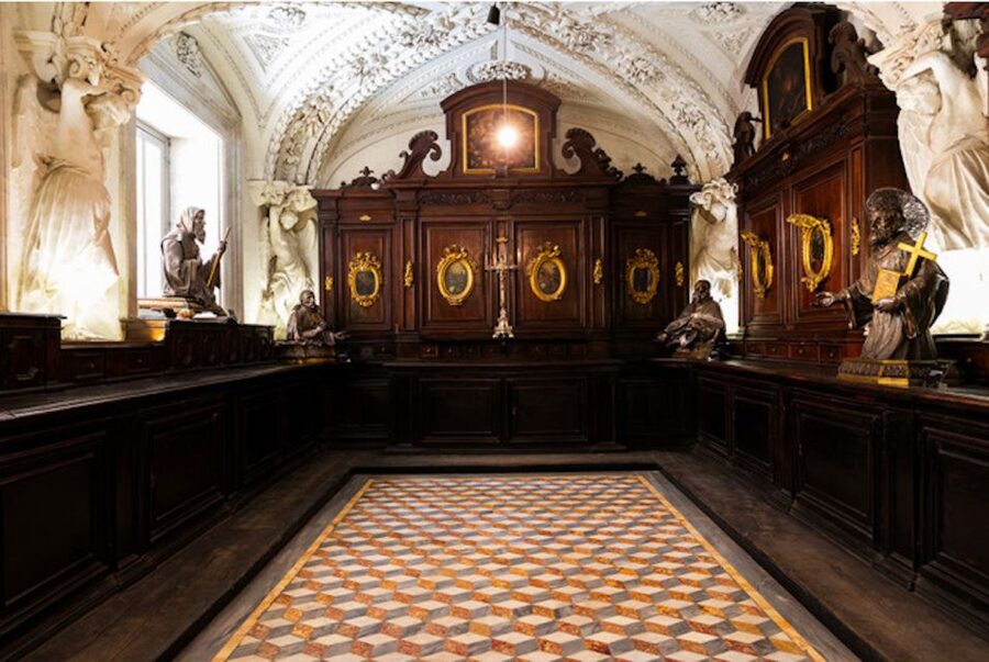 Naples: Chapel & Museum of San Gennaro Guided Tour - How the guide improves the visit
