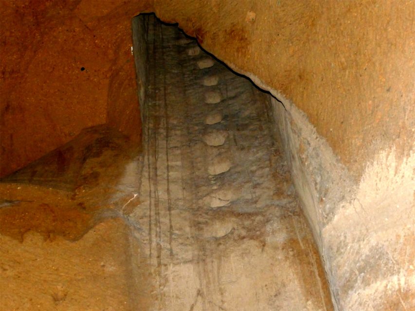 Naples: LAPIS Museum Guided Visit in Italian - Why Naples looks different from 35 meters below ground