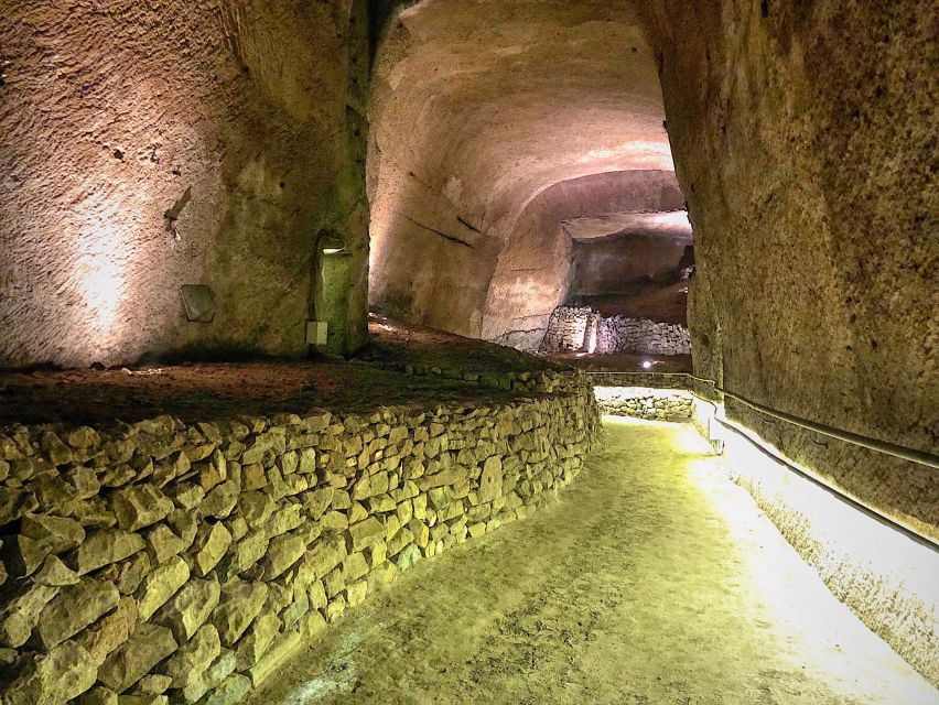 Naples: LAPIS Museum Guided Visit in Italian - Who should book this underground Naples visit?