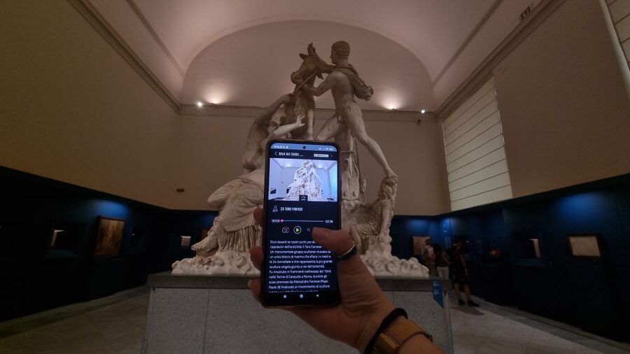 Naples: National Archaeological Museum audio guide - The great sculpture rooms: Hercules and Venus Callipigia