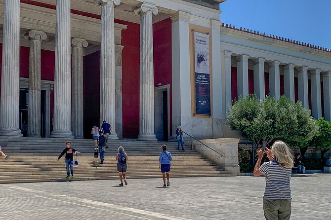National Archaeological Museum Private Tour with Licensed Expert Guide - Why this museum deserves more than 40 minutes
