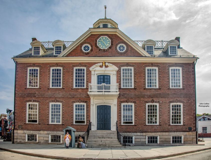 Newport: Colonial History Walking Tour - Following Newport’s settlement story through the Historical District