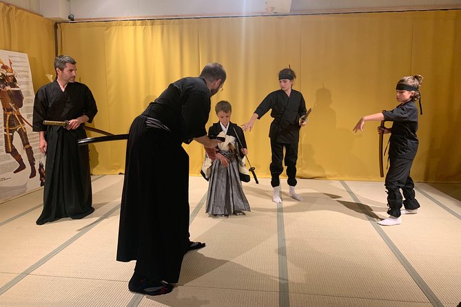 Ninja Experience (Family Friendly) at Samurai Ninja Museum TOKYO - Turning into a ninja in Asakusa