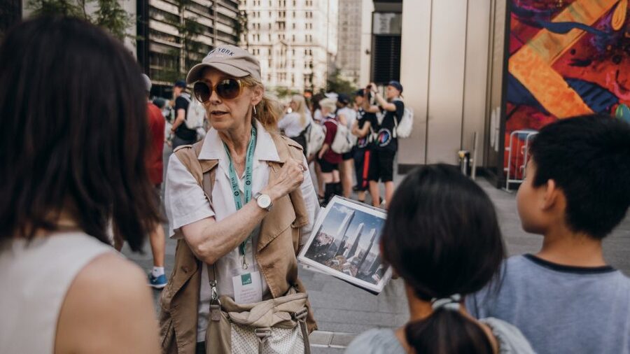 NYC: 9/11 Memorial Tour and Museum Ticket Priority Entry - What the guides do especially well
