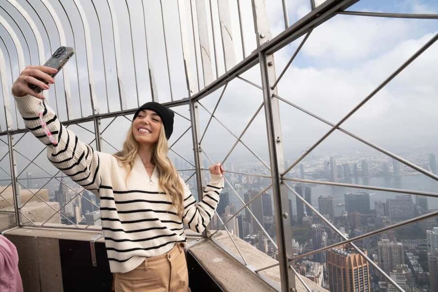 NYC: Empire State Building Tickets - Observatory & Museum - Reaching the 86th-floor observatory