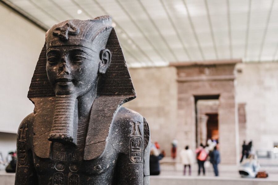NYC: Express Highlights Tour of the MET Museum - Guides Who Make the Difference