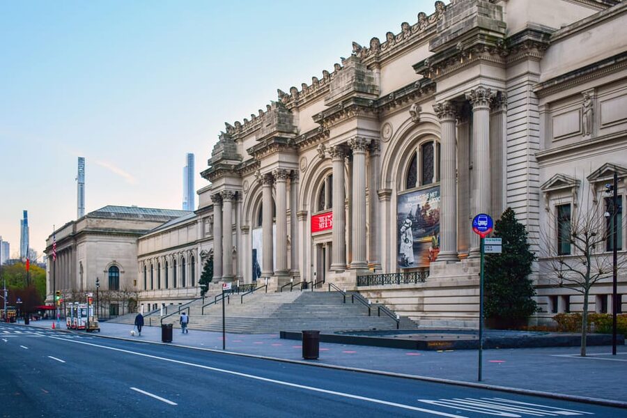 NYC: Metropolitan Museum of Art Highlights Tour - Art that connects across time