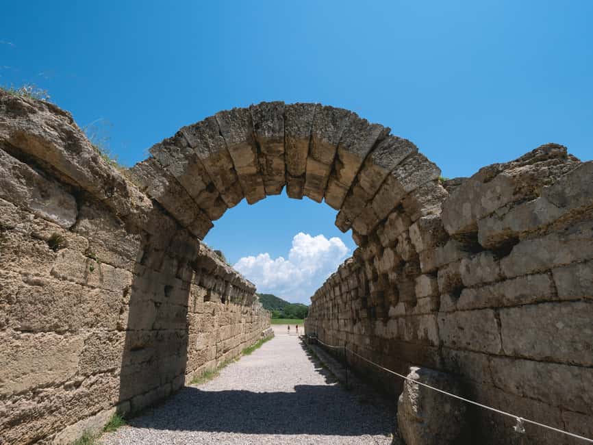 Olympia's Ancient Site and Museum Private Walking Tour - From outdoor ruins to museum masterpieces