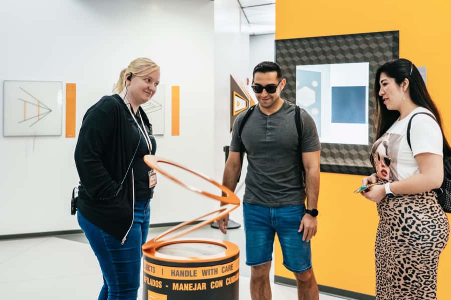 Orlando: Museum of Illusions Admission Ticket - The Ames Room changes your apparent size