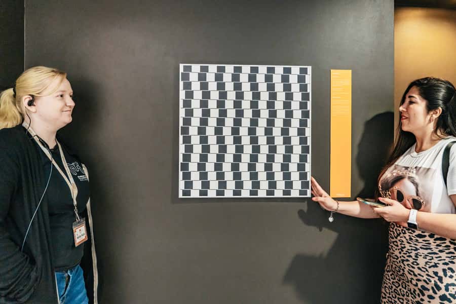 Orlando: Museum of Illusions Admission Ticket - Staff help makes the exhibits easier