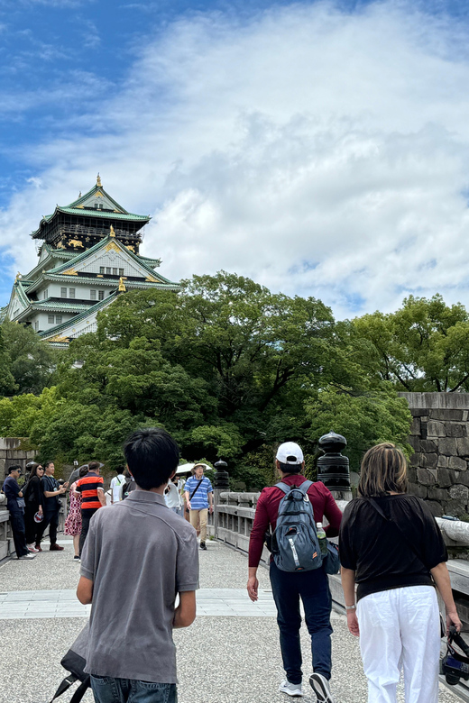 Osaka: Osaka Castle & Historical Museum Guided Tour - Who should book this Osaka Castle tour?