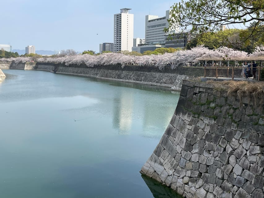 Osaka: Osaka Castle & Historical Museum Guided Tour - Timing, pace, and physical effort