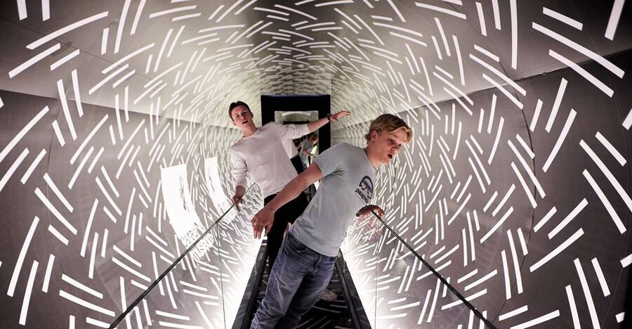 Oslo: Paradox Museum Entry Ticket - How the one-way route works