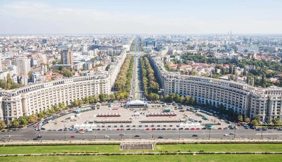 Palace of Parliament, Ceausescu House & Village Museum - Three sides of Bucharest in six hours