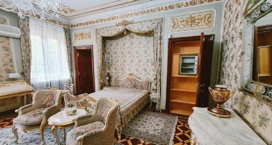 Palace of the Parliament, Village Museum & Ceaușescu Mansion - Should you book this Bucharest tour?
