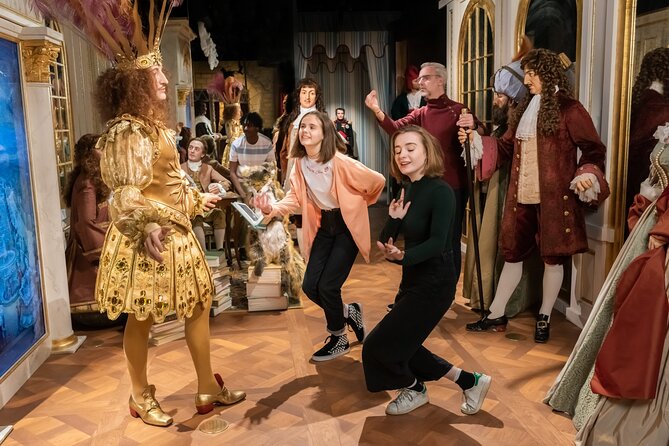 Paris Grevin Wax Museum Ticket - Meeting Louis XIV, Mozart, and modern celebrities