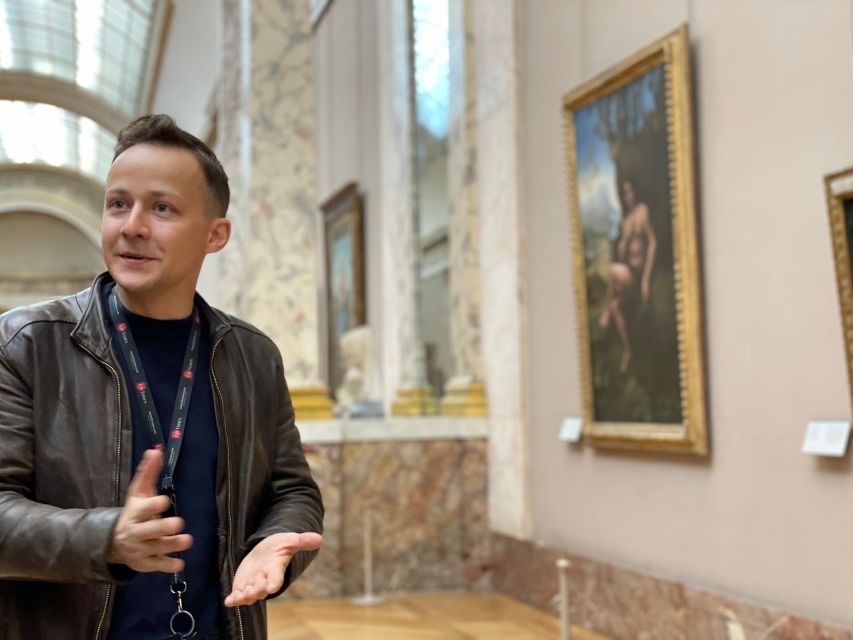 Paris: Louvre Museum Mona Lisa First Viewing Semi-Private - Why six people changes the visit