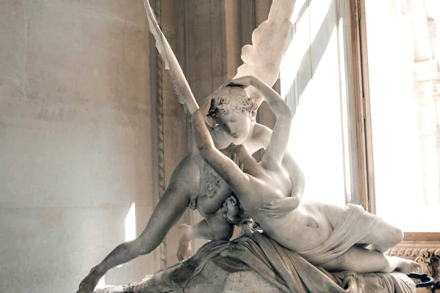 Paris: Louvre Museum & River Cruise Priority Access Tickets - Entering the Louvre at Your Chosen Time