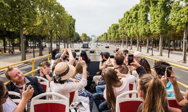 Paris: Louvre Museum Ticket with Audio guide - What the $56 price really buys you