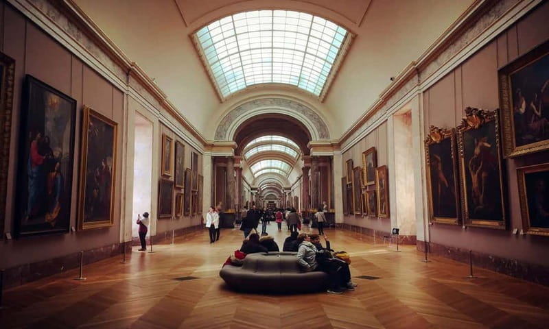 Paris: Louvre Museum Ticket with Audio guide - Download the audio guide before you leave