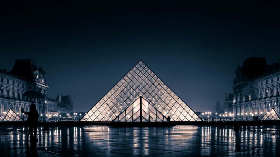 Paris: Louvre Museum Ticket with Optional Hosted - Is $35 a fair price?