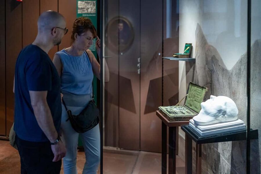 Paris: Napoleon’s Tomb & Invalides Small Group Guided Tour - Is $117 Good Value for 90 Minutes?