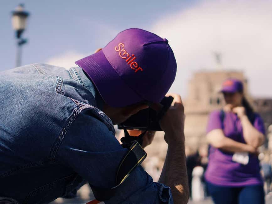 Paris: Private Photoshoot Outside the Louvre Museum - Receiving and choosing your digital images