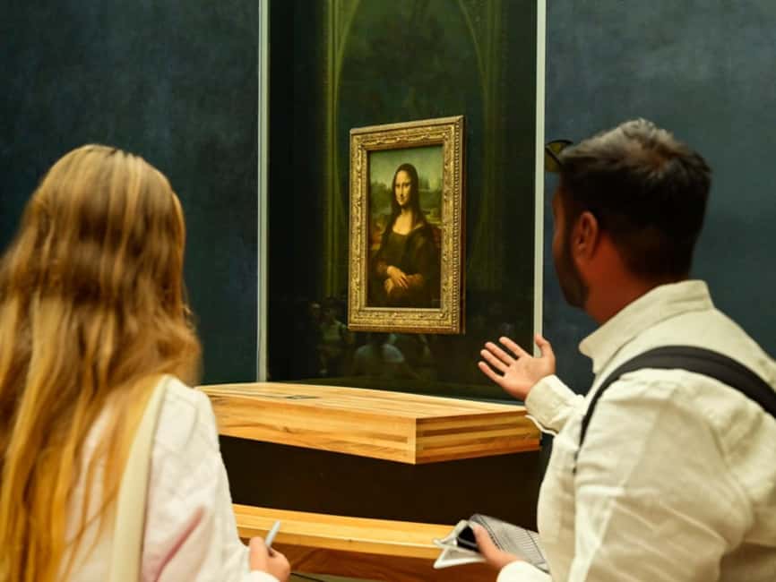 Paris: Skip-the-Line Louvre Museum & Mona Lisa Guided Tour - Meeting at the Louvre Pyramid