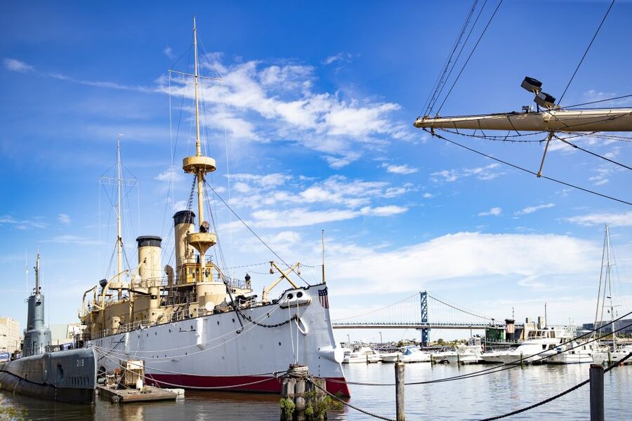 Philadelphia: Independence Seaport Museum and USS Olympia - Step aboard USS Olympia