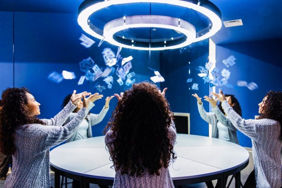 Philadelphia: Museum of Illusions Timed Entrance Ticket - Holograms, stereograms, and the science behind the tricks