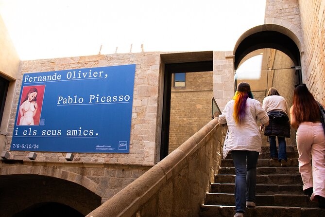 Picasso Museum in Barcelona: Guided Tour with Expert Guide - Headphones, group size, and hearing the guide