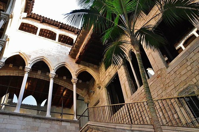 Picasso Museum & Private Walking Tour of Born or Gothic Quarter - What the $293.80 price buys you