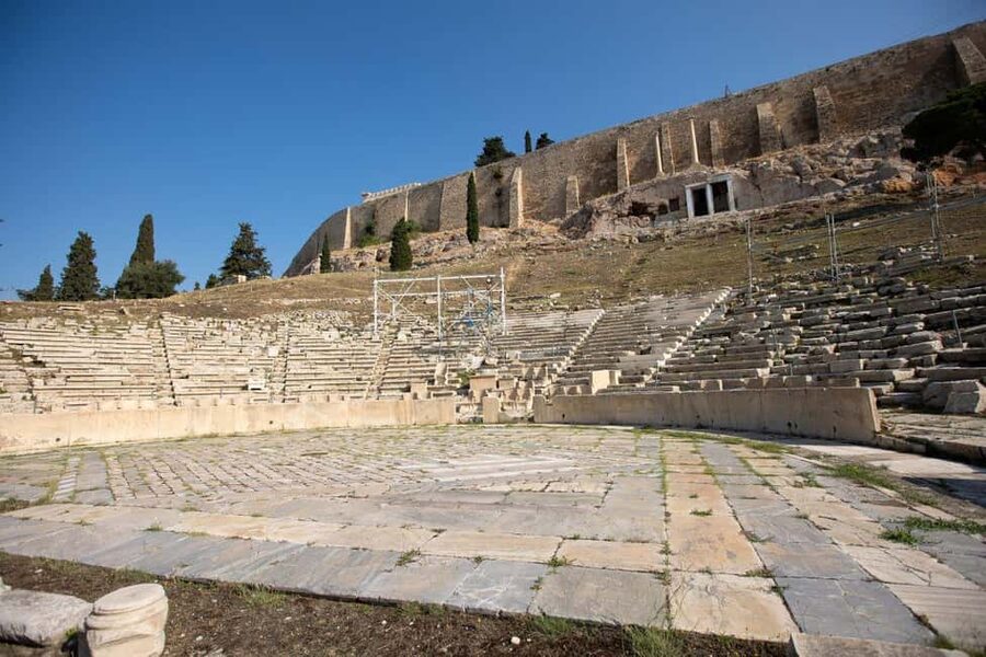 Piraeus Port: Acropolis Museum and Parthenon Mythology Tour - Free time in Athens and Plaka