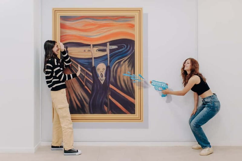 Portimao: 3D Fun Art Museum Entry Ticket - Forty scenes, from Van Gogh to the cosmos