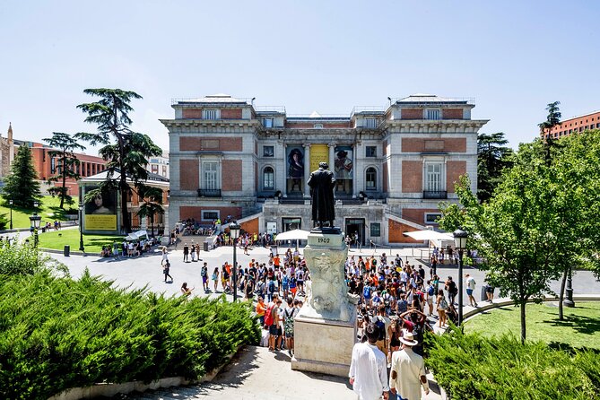 Prado Museum Guided Tour with Skip the Line Ticket in Madrid - Velázquez and the Prado’s essential painting