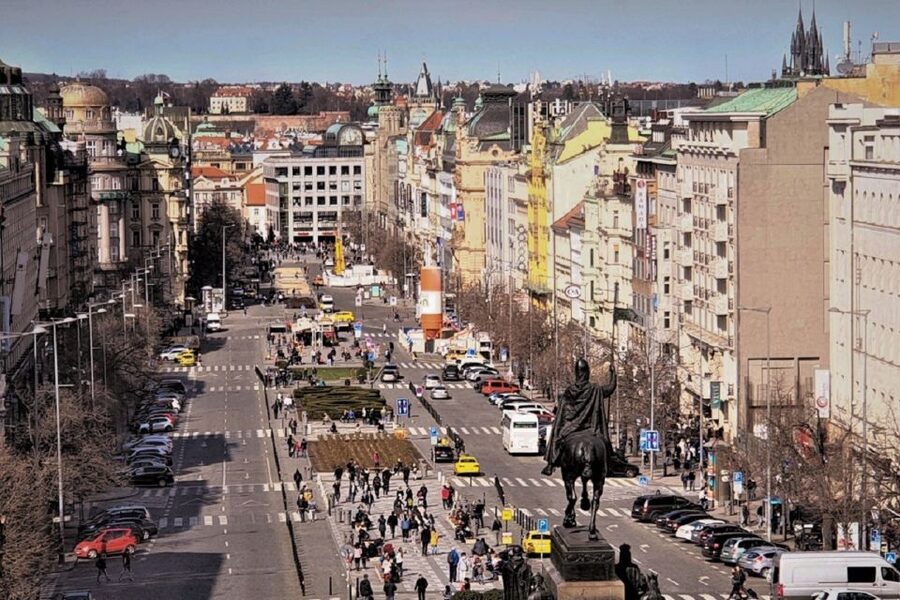Prague: Old Town Tour & National Museum Skip-the-Line Ticket - Key points to know before booking