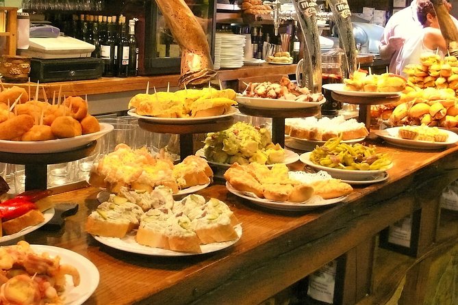 Private Barcelona Art and Tapas Walking Tour with Picasso Museum - Why this Barcelona combination works