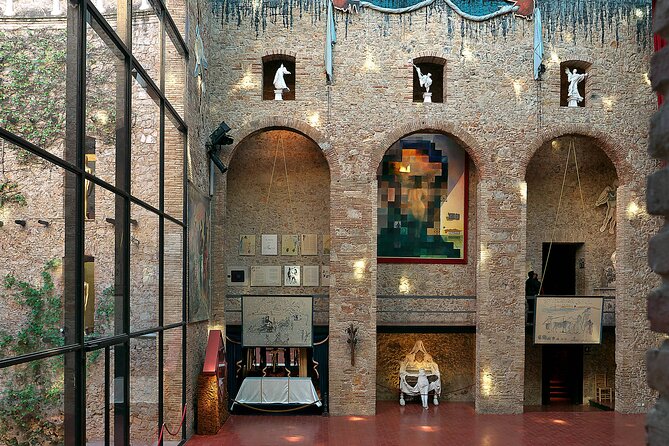 Private Dali Museum and Costa Brava Tour from Barcelona - What the private format adds