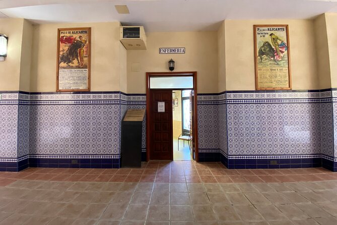 Private Guided Visit to the Alicante Bullring and Museum - Standing in the arena