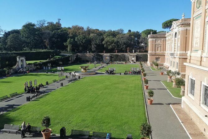 Private Vatican Museums and St. Peter's Basilica Early Bird Tour - What the $356.74 price really buys