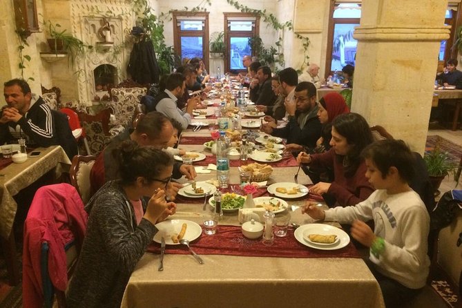 Red Tour with open air Museum - The carpet workshop: culture with a shopping element