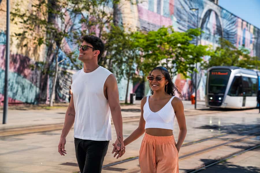 Rio: Olympic Boulevard, AquaRio and Museum of Tomorrow Tour - The Museum of Tomorrow and its big questions