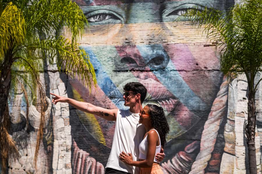 Rio: Olympic Boulevard, Museum of Tomorrow & History Tour - Guides, group size, and transport