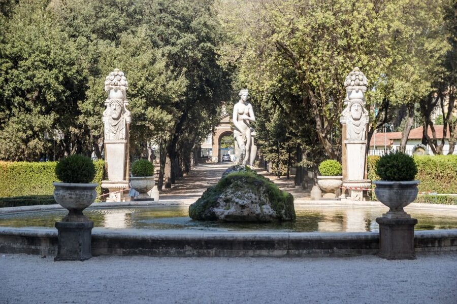 Rome: Borghese Gallery Skip-the-Line Ticket and Guided Tour - Raphael, Canova, and the quieter changes in tone