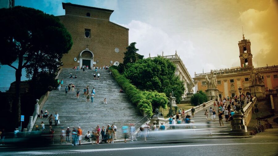 Rome: Capitoline Museums Experience with Multimedia Video - Choosing the local guide option