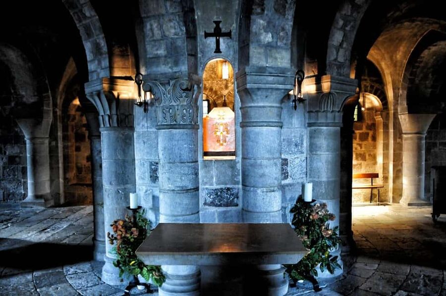 Rome: Capuchin Crypts and Museum Ticket and Tour - The story of the friars and the earth beneath Rome