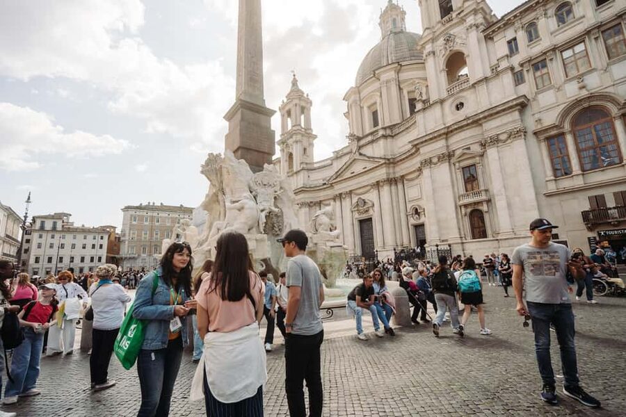 Rome: Colosseum, Vatican Museums & Historic Center in a Day - The private transfer saves time and energy