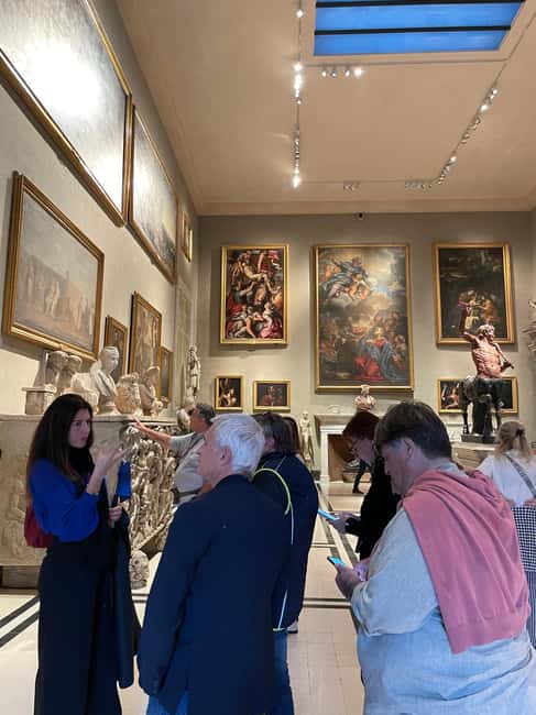 Rome: Doria Pamphilj Gallery Guided Tours - The courtyard café and bookshop