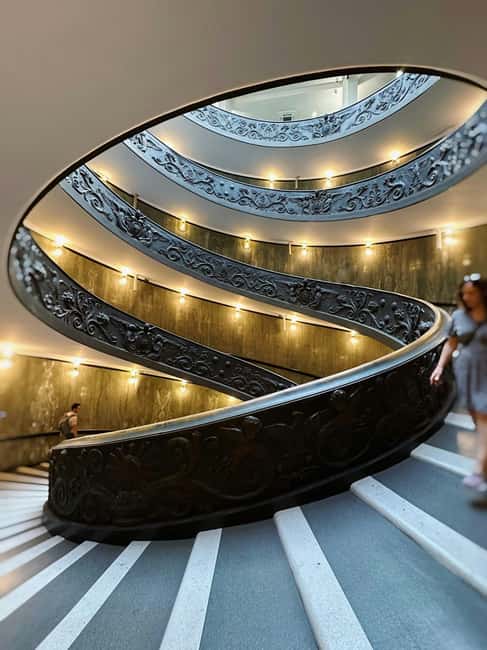 Rome: Entry Tickets to the Vatican Museum and Sistine Chapel - The Cabinet of the Masks and the long gallery route